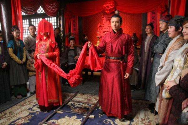 中国古代各个时期的法定结婚年龄是多少岁？